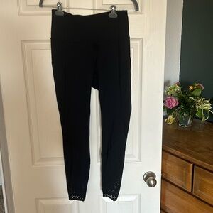 Lululemon laser cut leggings 8